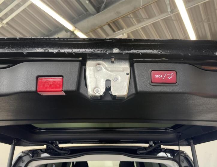 Mercedes-Benz Třídy V 26