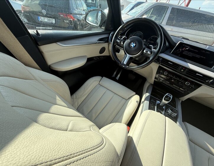 BMW X5 25