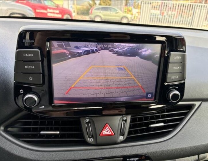 Hyundai i30 Hatchback 998,0 88 kw