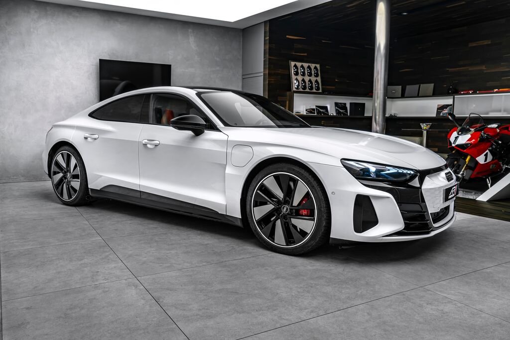 Audi e-tron GT