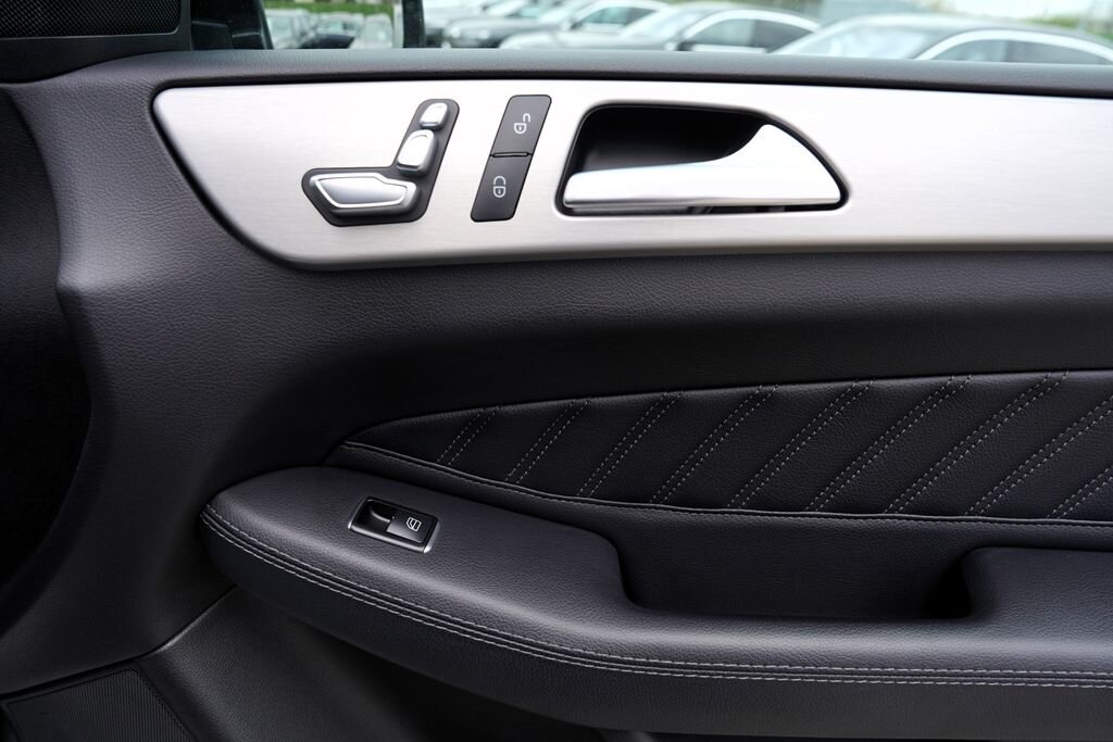 Mercedes-Benz GLE SUV / Terénní 3,0 l 190 kw