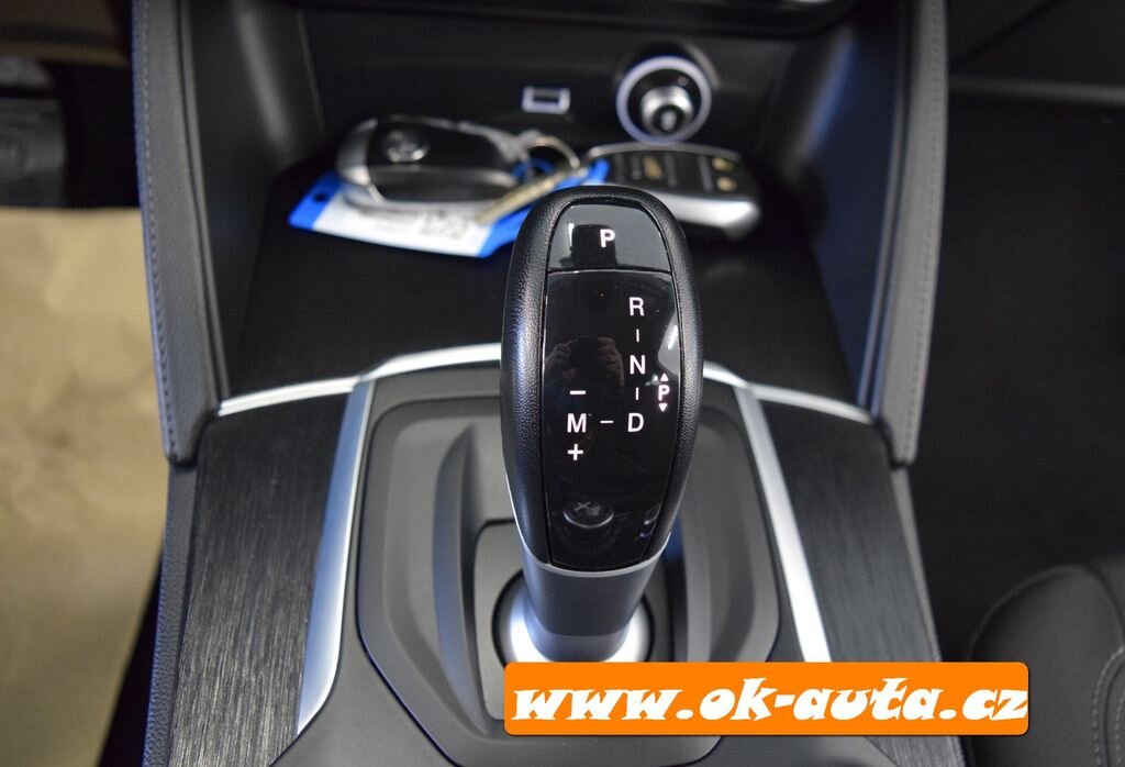 Alfa Romeo Stelvio SUV 0,0 150 kw