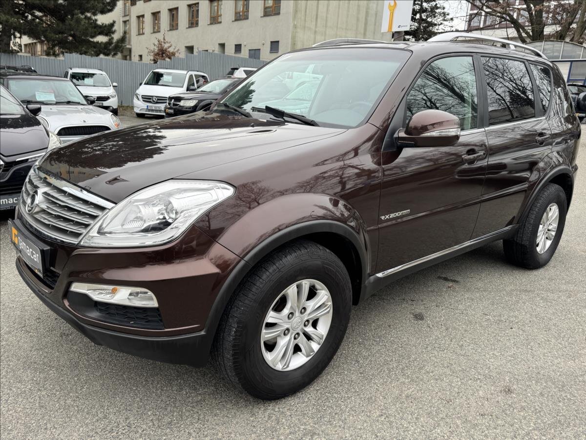 SsangYong Rexton SUV / Terénní 2,0 l 114 kw