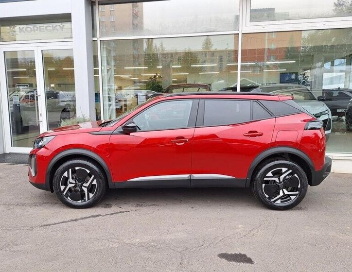 Peugeot 2008 SUV 1,2 l 96 kw