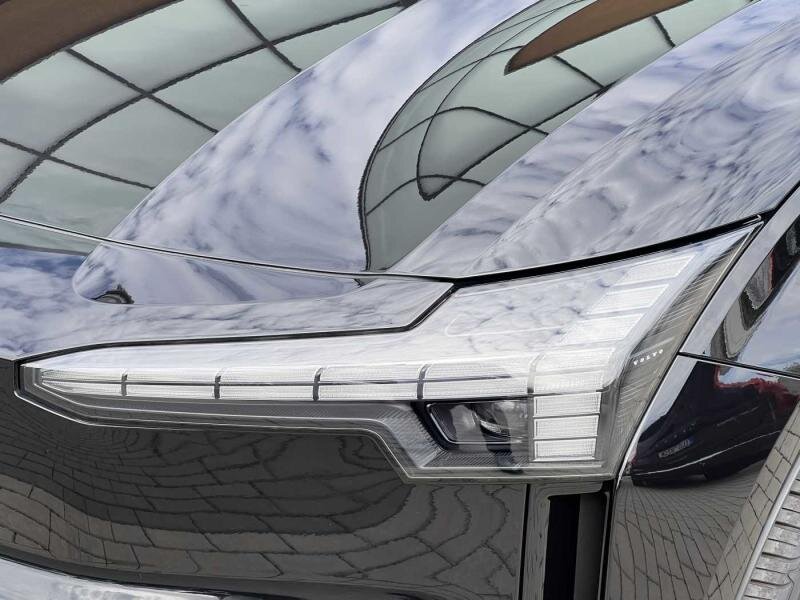 Volvo EX30 SUV 0,0 200 kw