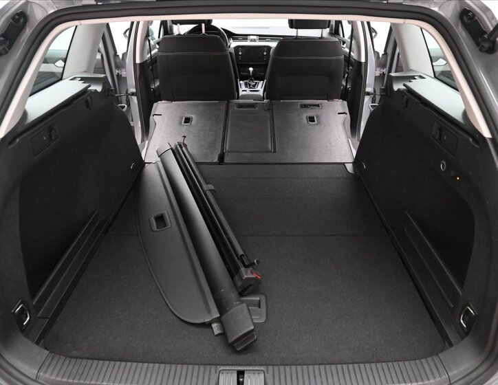 Volkswagen Passat Kombi 2,0 l 110 kw