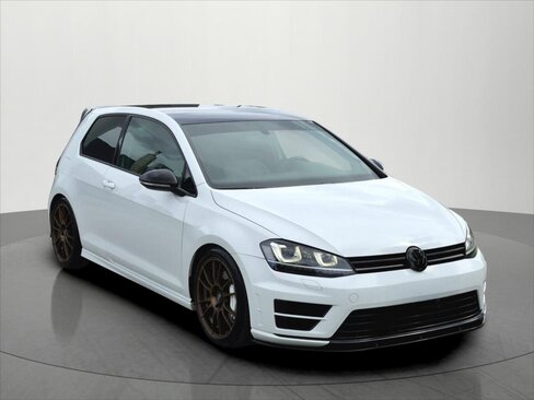 Volkswagen Golf Hatchback 2,0 l 221 kw
