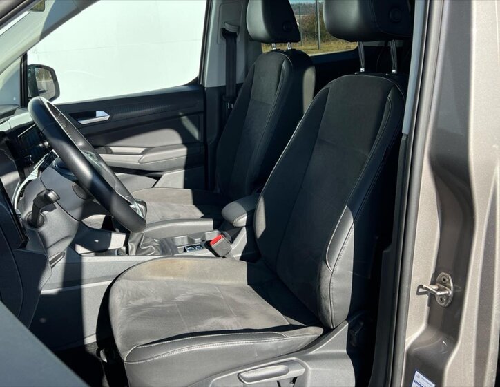 Volkswagen Caddy Kombi 1,5 l 84 kw