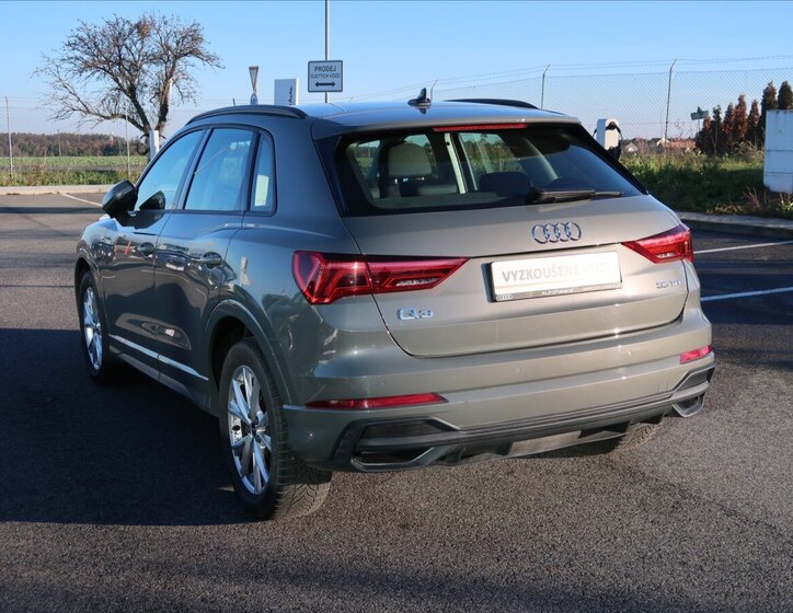 Audi Q3 SUV / Terénní 2,0 l 110 kw
