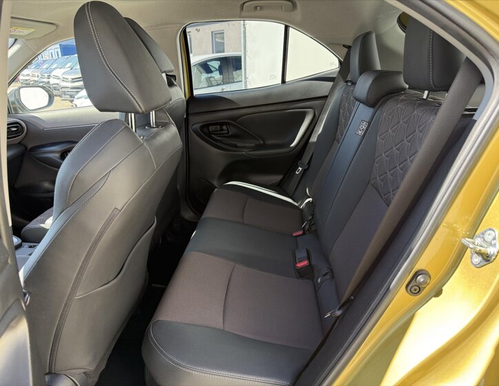 Toyota Yaris Cross SUV / Terénní 1,5 l 68 kw