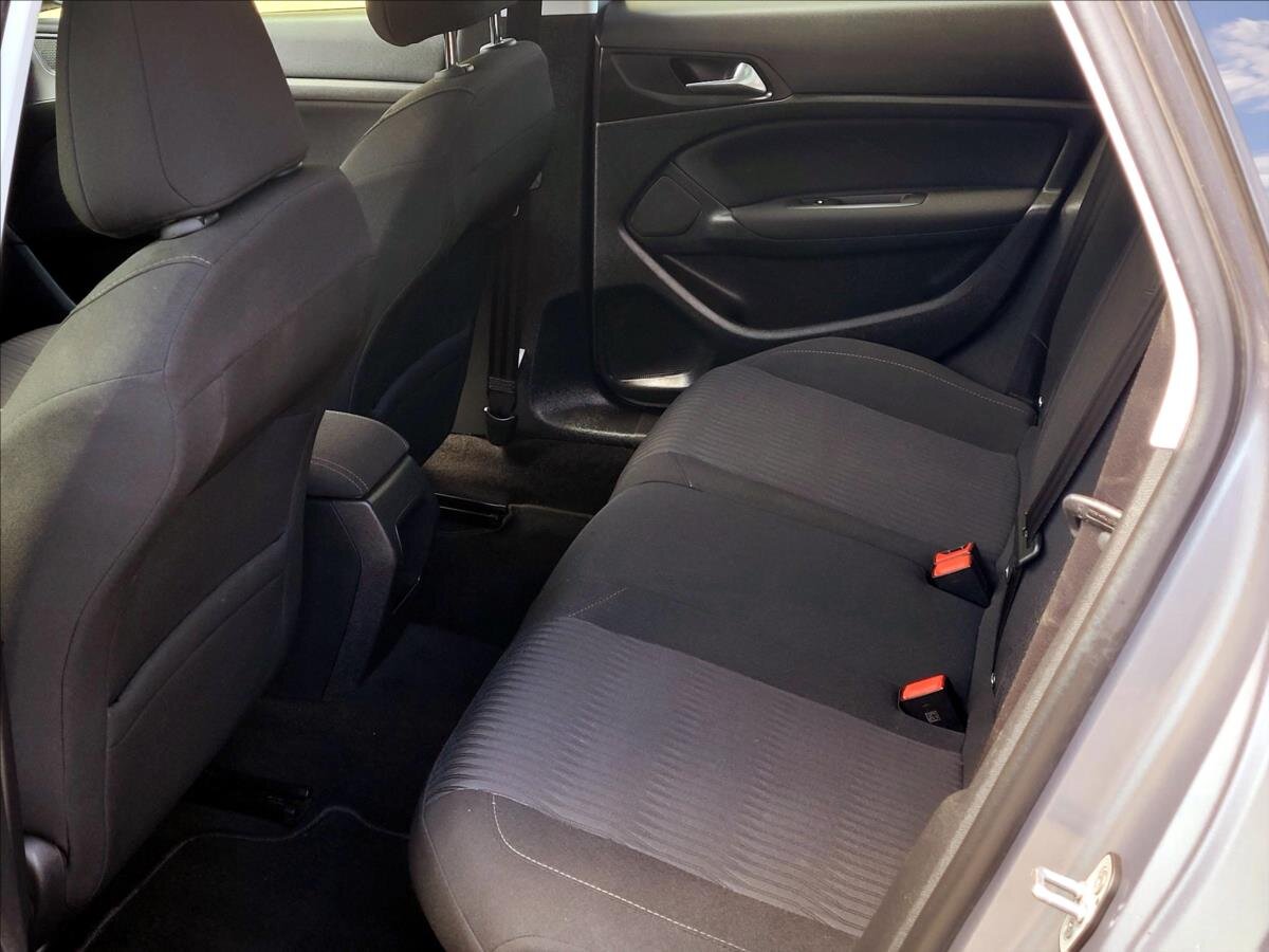 Peugeot 308 Kombi 1,2 l 96 kw