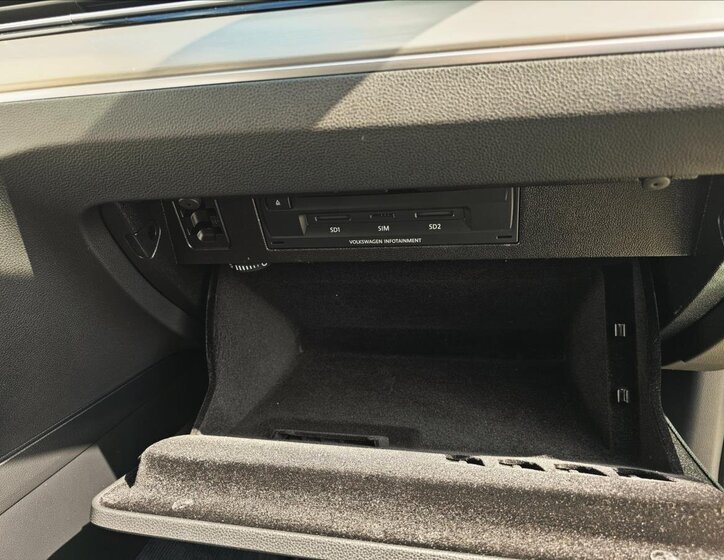 Volkswagen Passat Kombi 1,4 l 110 kw