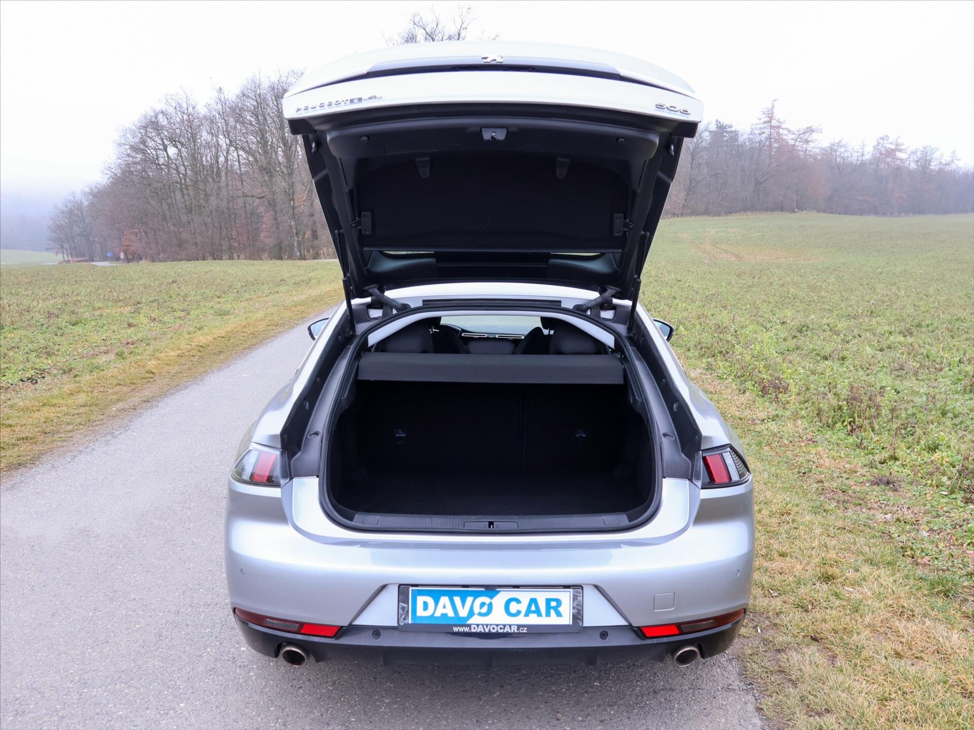 Peugeot 508 Liftback 1,6 l 133 kw