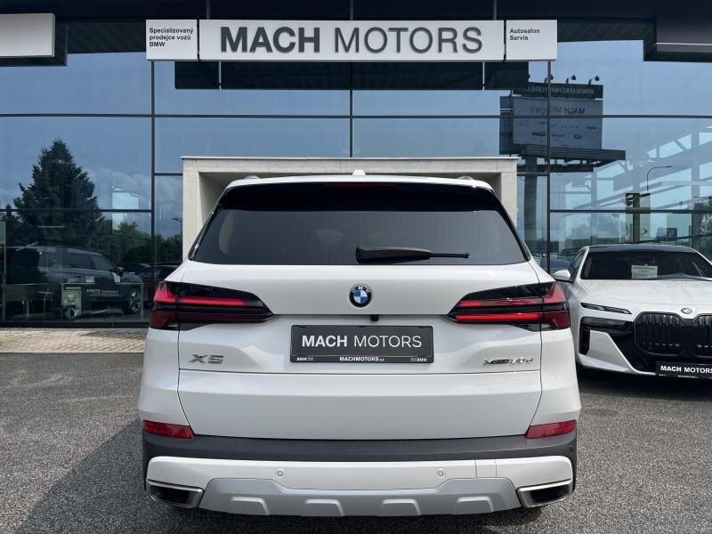 BMW X5 SUV 3,0 l 210 kw