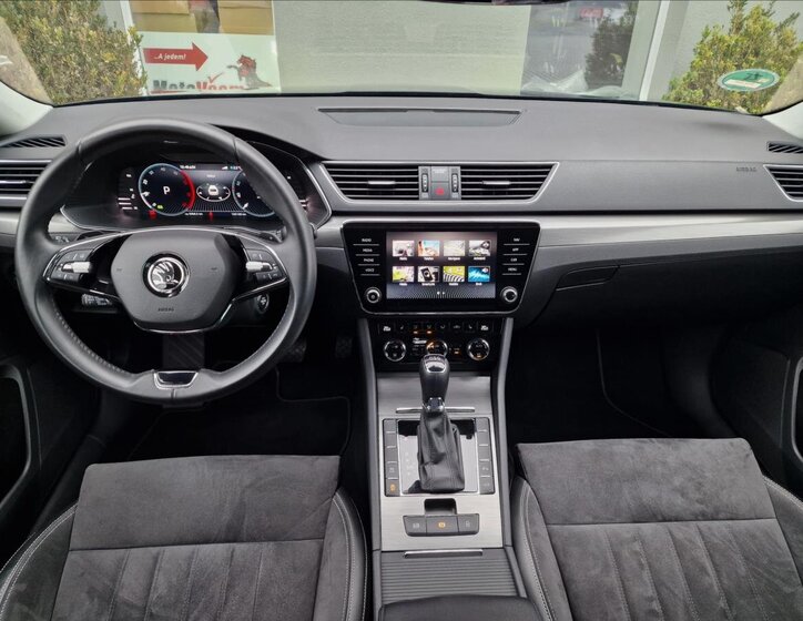 Škoda Superb 25