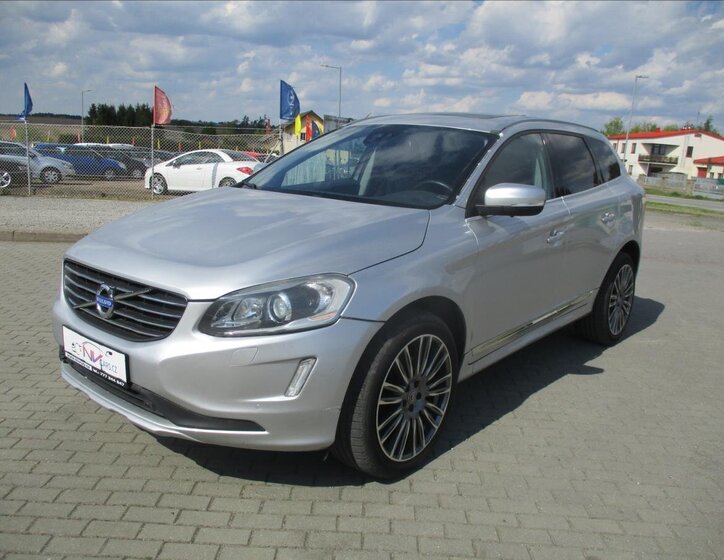 Volvo XC60 SUV 2,4 l 133 kw