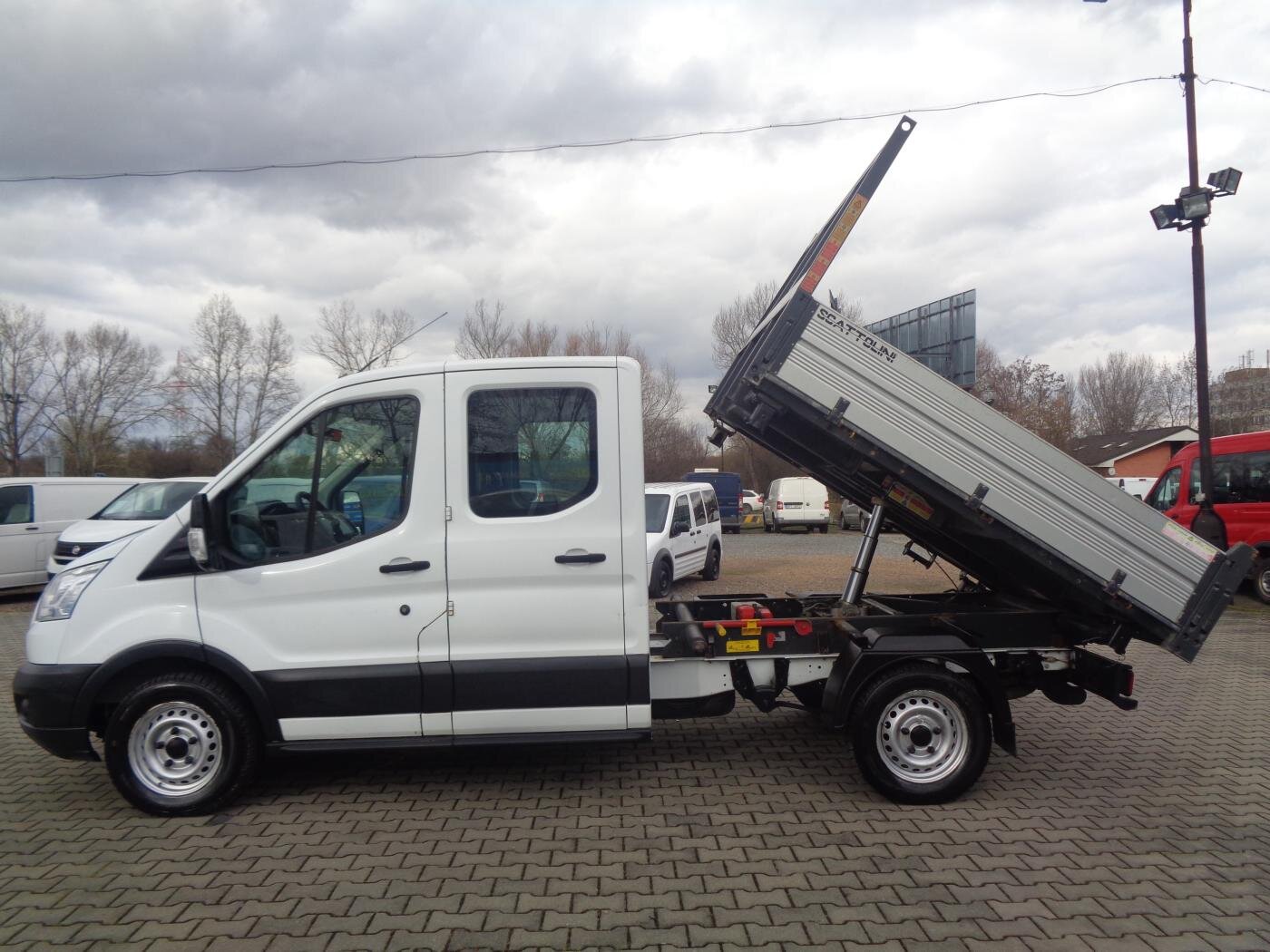 Ford Transit Sklápěč 2,2 l 92 kw