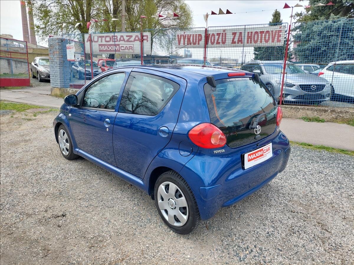 Toyota Aygo Hatchback 998,0 50 kw