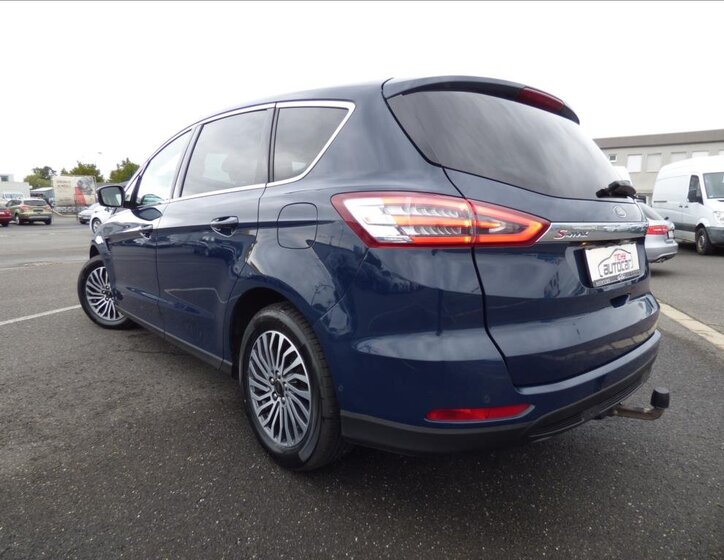 Ford S-MAX MPV 2,0 l 110 kw