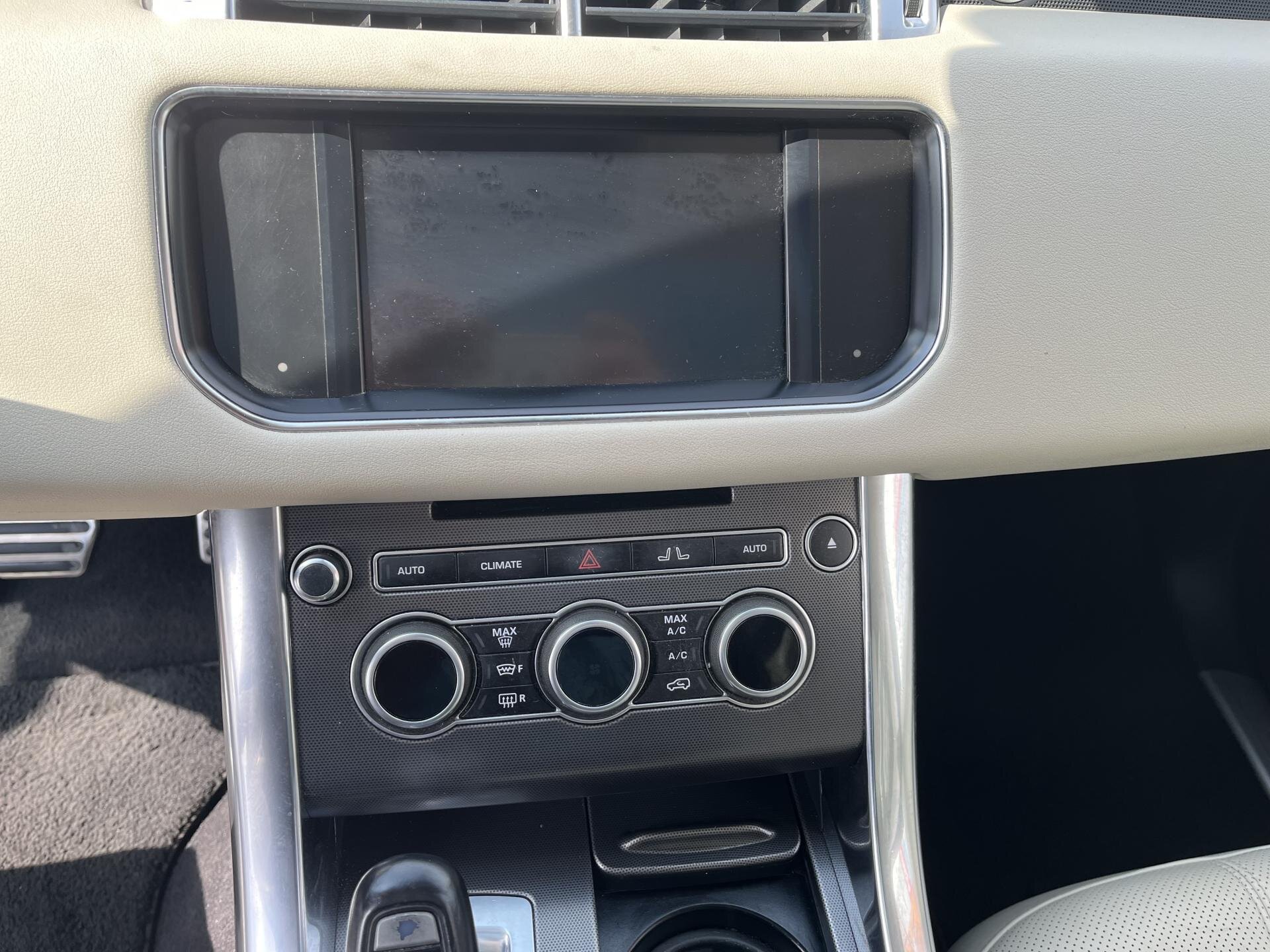 Land Rover Range Rover Sport SUV / Terénní 3,0 l 190 kw