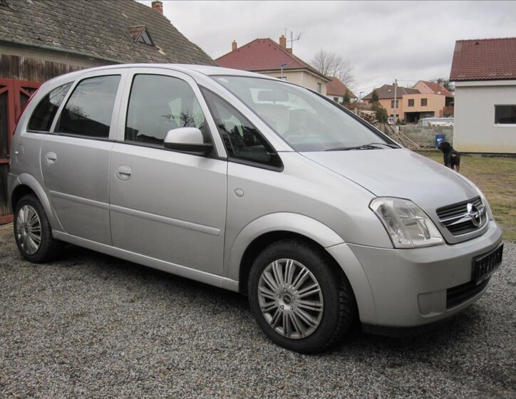 Opel Meriva MPV 1,4 l 66 kw