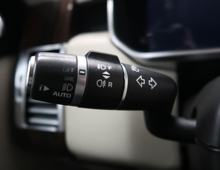 Land Rover Range Rover SUV / Terénní 4,4 l 250 kw