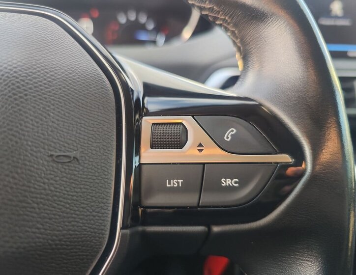 Peugeot 5008 SUV / Terénní 1,2 l 96 kw