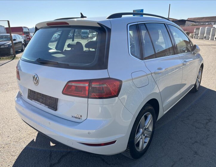 Volkswagen Golf Sportsvan Kombi 1,6 l 81 kw