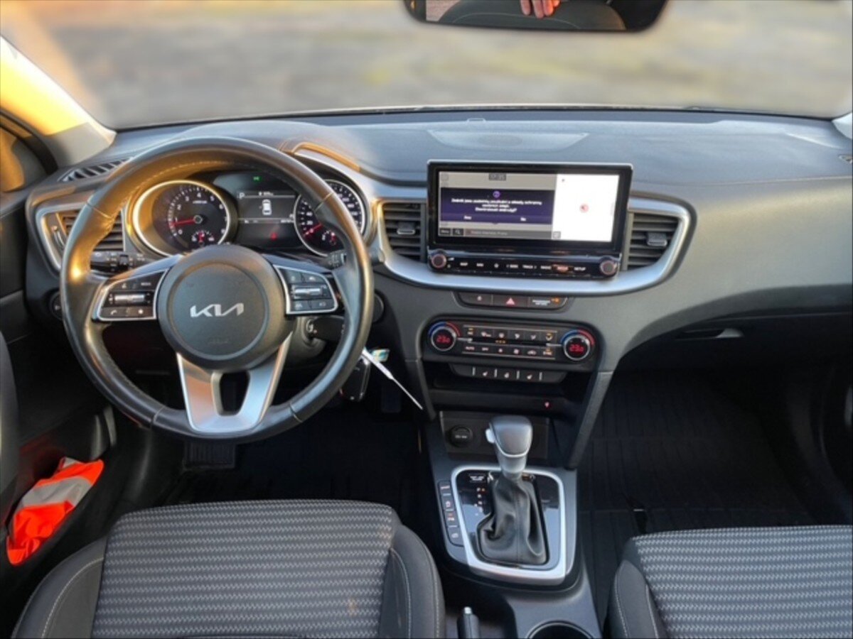 KIA Ceed Kombi 1,5 l 117 kw