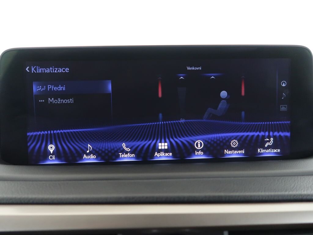 Lexus RX 300 SUV 2,0 l 175 kw