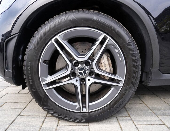 Mercedes-Benz GLC SUV / Terénní 2,0 l 143 kw