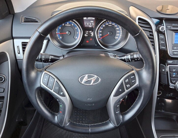 Hyundai i30 Kombi 1,6 l 88 kw