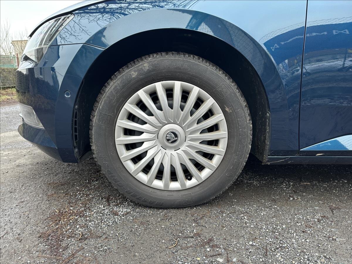 Škoda Superb Kombi 2,0 l 110 kw