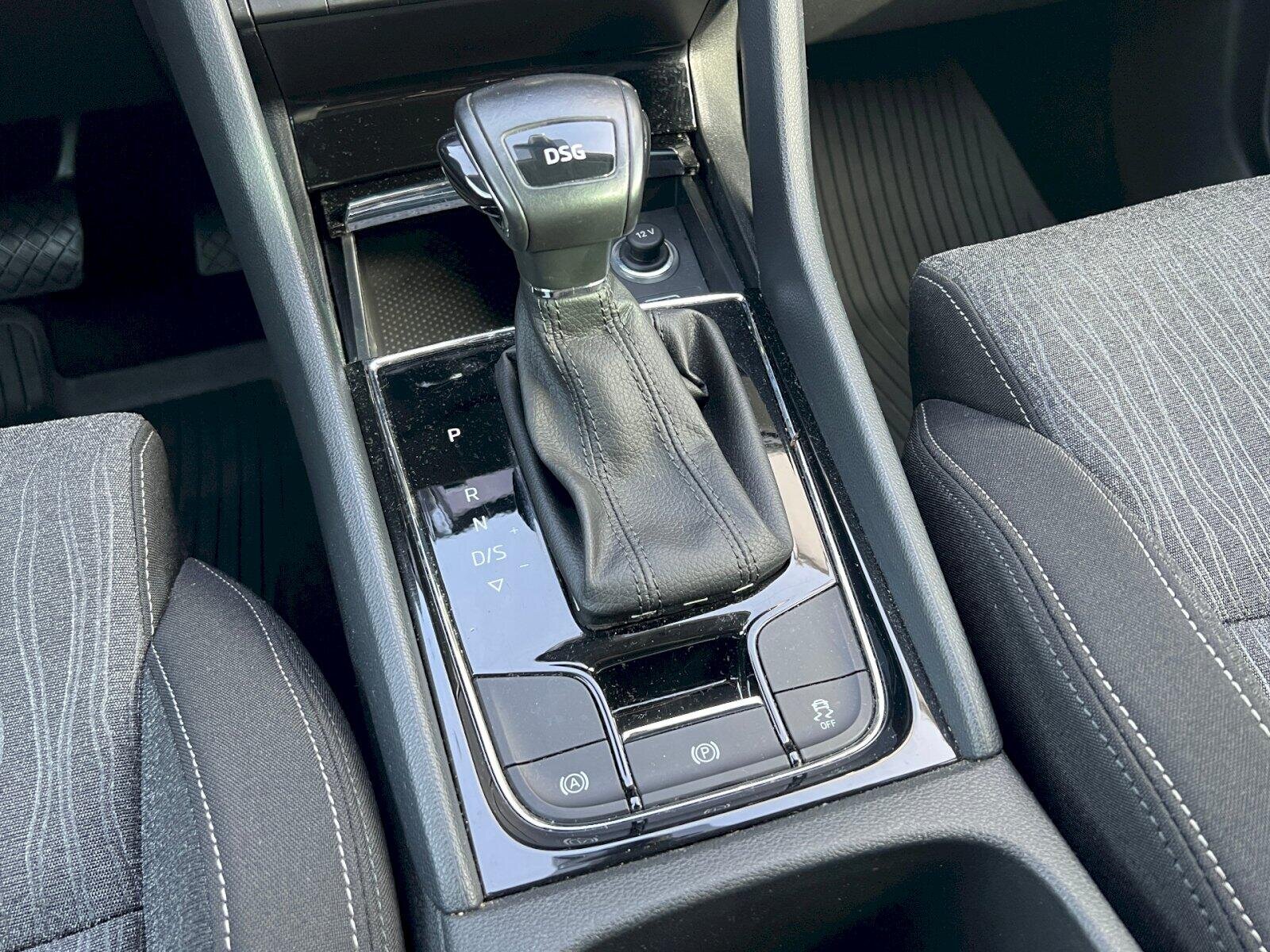 Škoda Karoq SUV / Terénní 1,5 l 110 kw