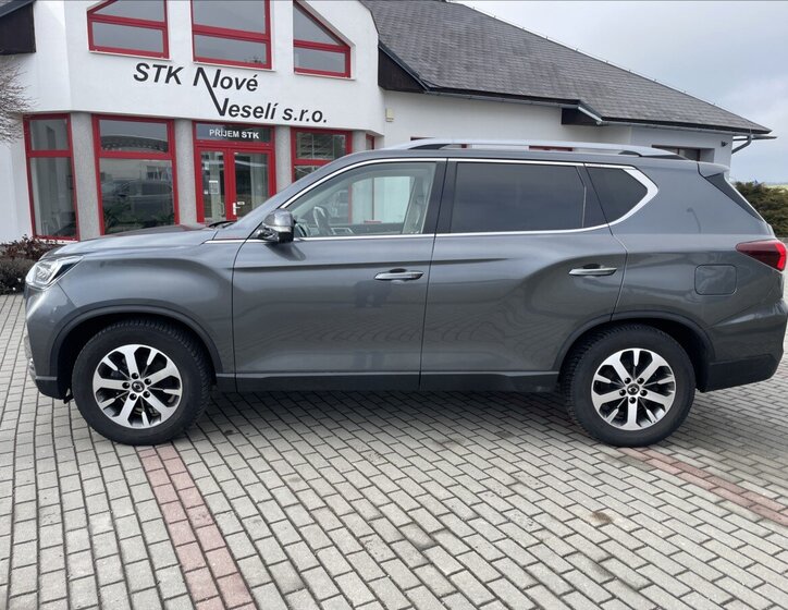 SsangYong Rexton Kombi 2,2 l 148 kw