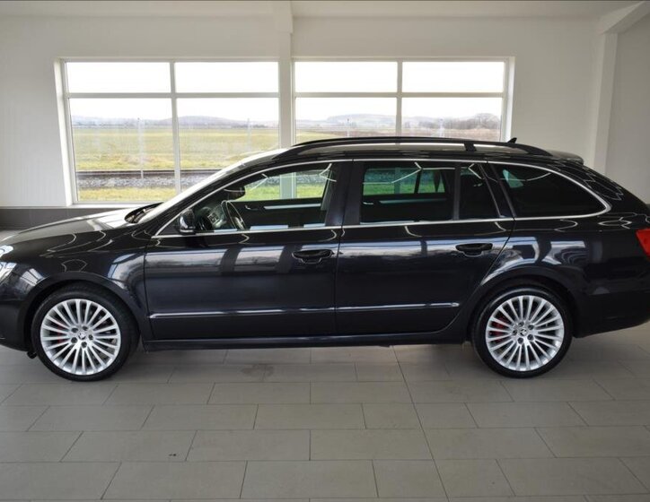 Škoda Superb Kombi 2,0 l 103 kw