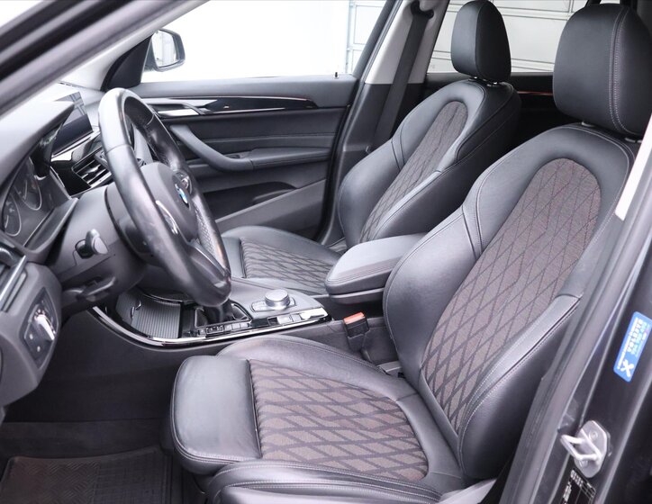 BMW X1 SUV 2,0 l 140 kw