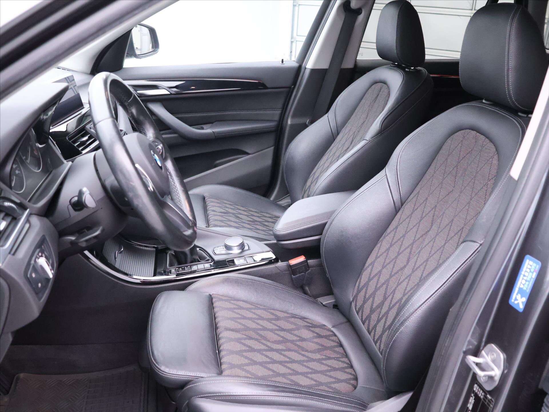 BMW X1 SUV 2,0 l 140 kw