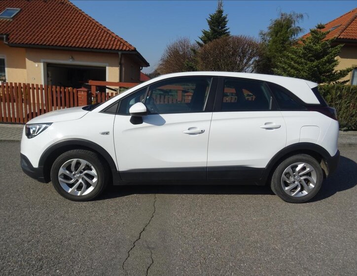 Opel Crossland X MPV 1,2 l 61 kw