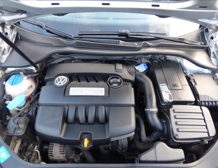 Volkswagen Golf Hatchback 1,6 l 75 kw