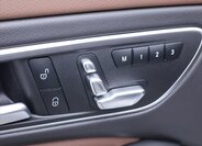 Mercedes-Benz CLA Sedan 2,0 l 280 kw