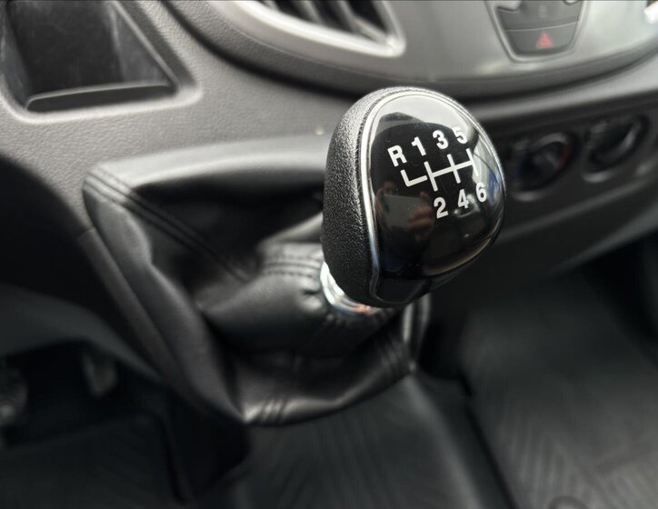 Ford Transit Valník 2,0 l 96 kw