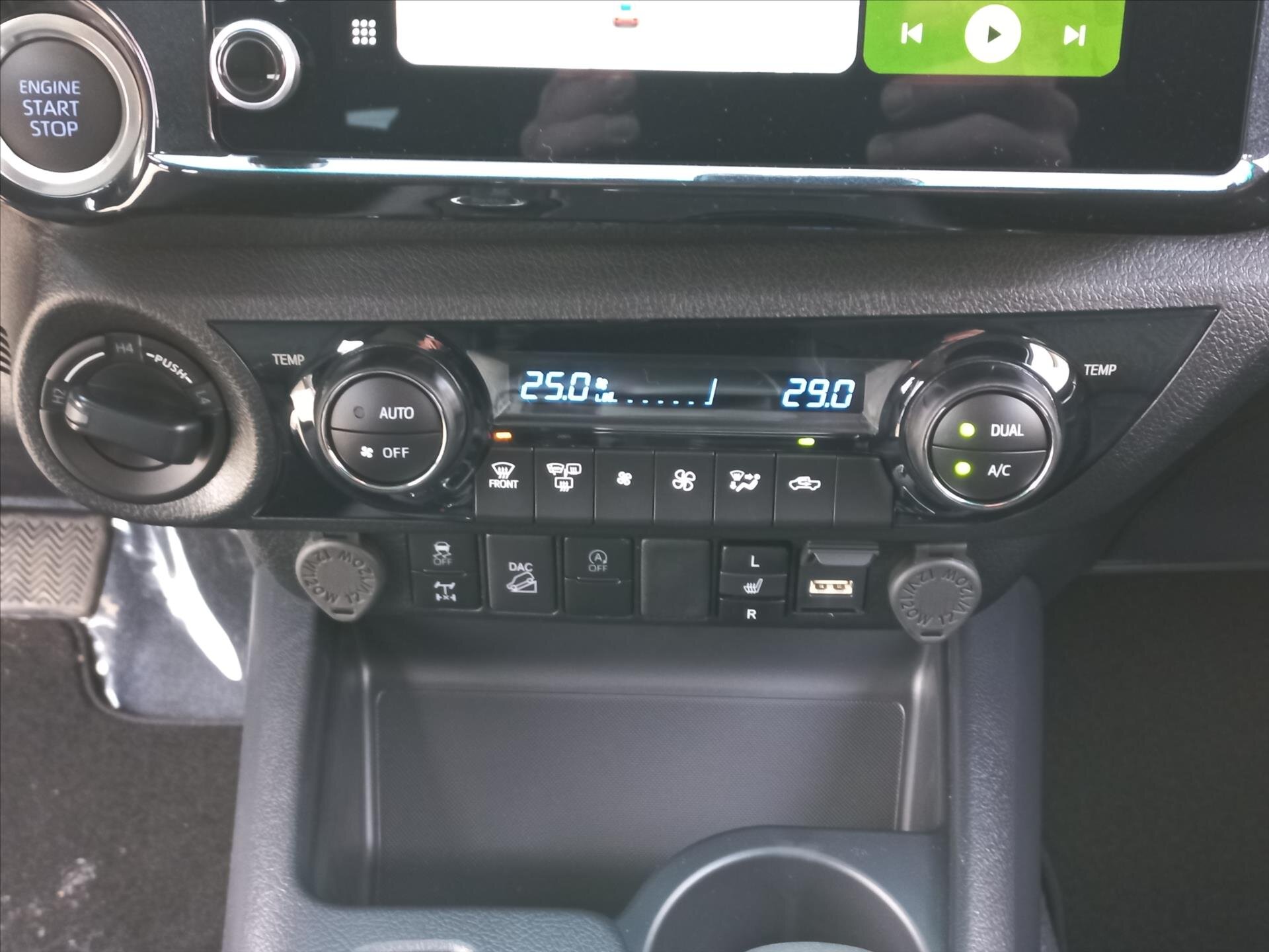 Toyota Hilux Pick-up 2,8 l 150 kw