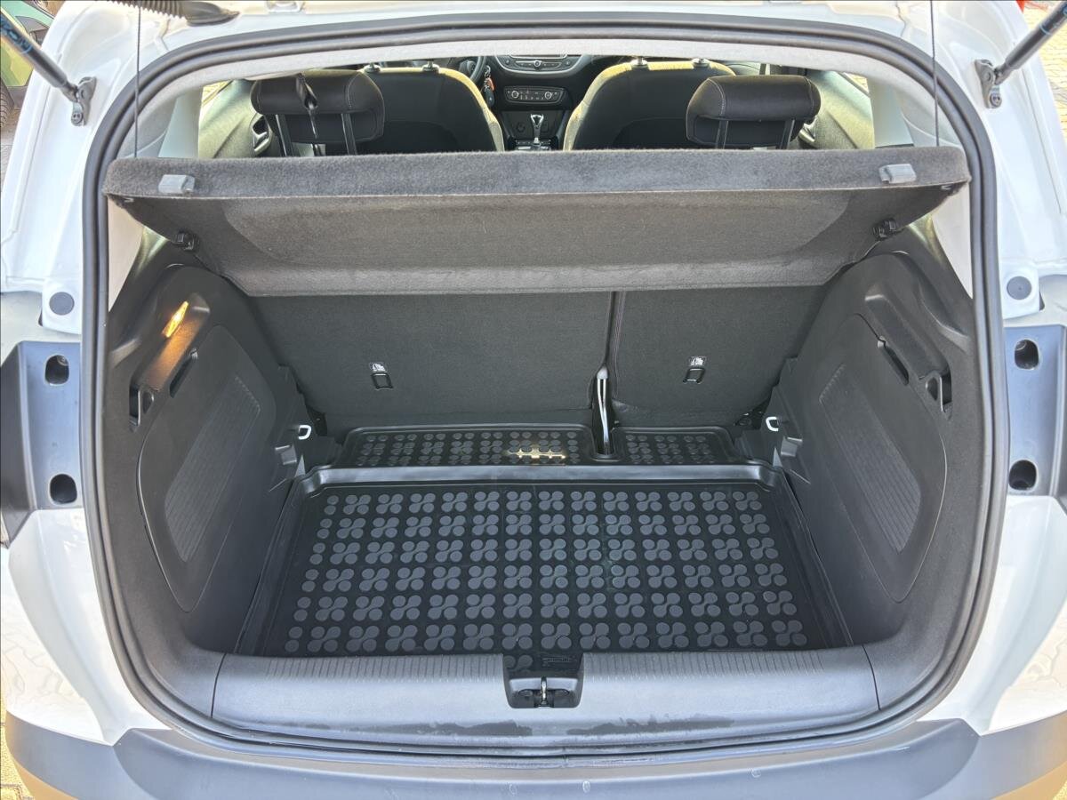 Opel Crossland SUV / Terénní 1,2 l 96 kw