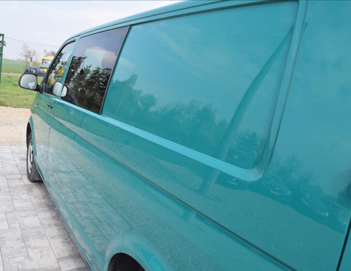 Volkswagen Transporter Kombi 2,0 l 110 kw