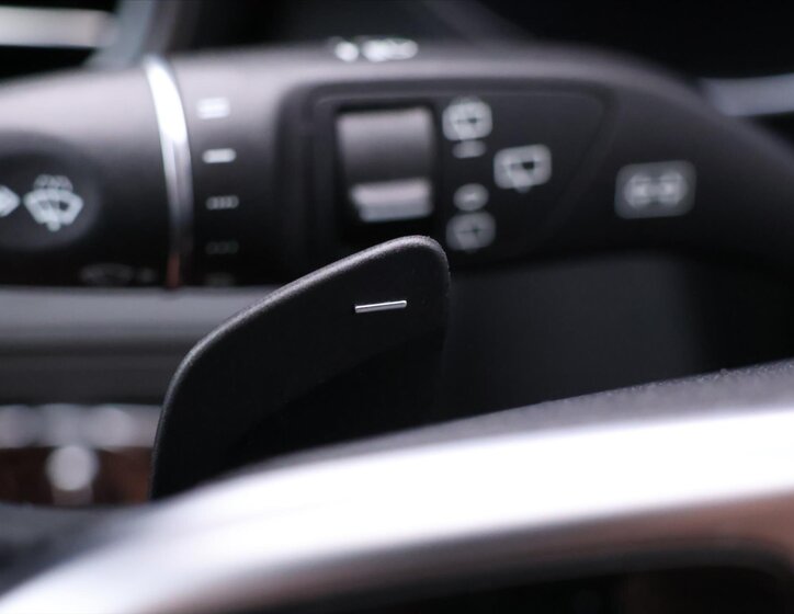 Mercedes-Benz GLC SUV 2,0 l 143 kw