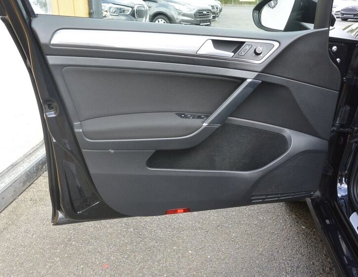 Volkswagen Golf Hatchback 1,2 l 63 kw
