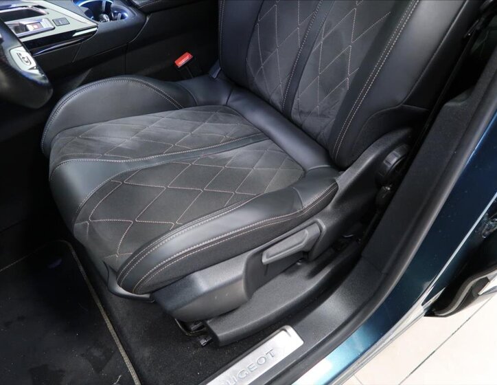 Peugeot 5008 Kombi 2,0 l 130 kw