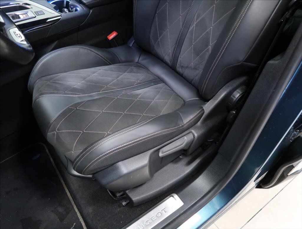 Peugeot 5008 Kombi 2,0 l 130 kw