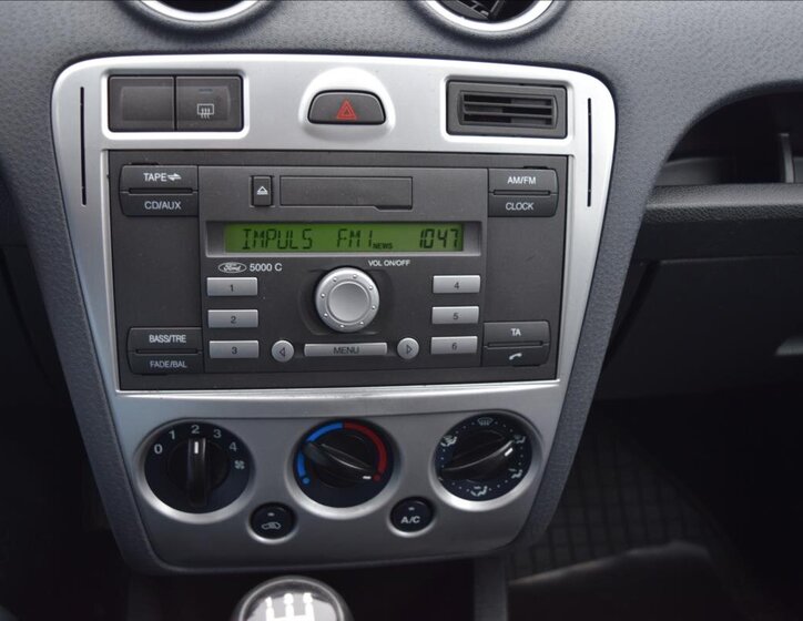 Ford Fusion Kombi 1,4 l 59 kw